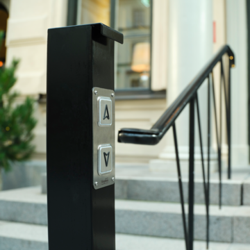 Close-up of Stepless SLP Model C platform lift at Stockholm Stadshotell