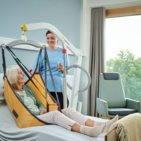 GL6 Advanced mobile lifter in a nursing home